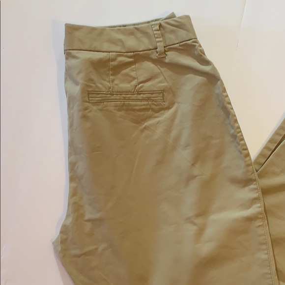NWT GAP Curvy Slim City Cropped Khakis sz 8 - Picture 3 of 12